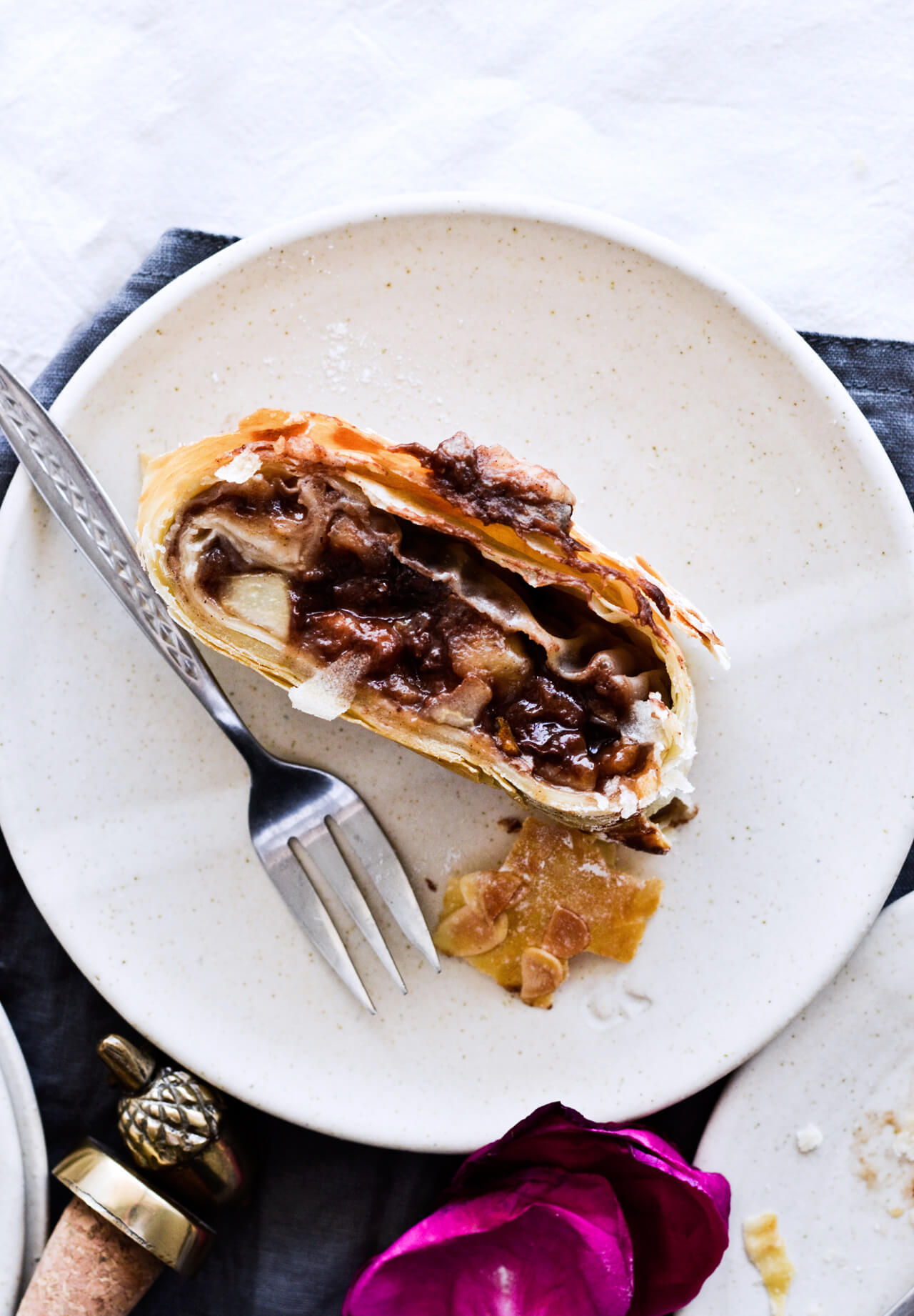 Easy chocolate pear strudel with cinnamon and almond flavor makes the perfect holiday dessert! Great warm or cold, made easily with phyllo pastry. Quick dessert!