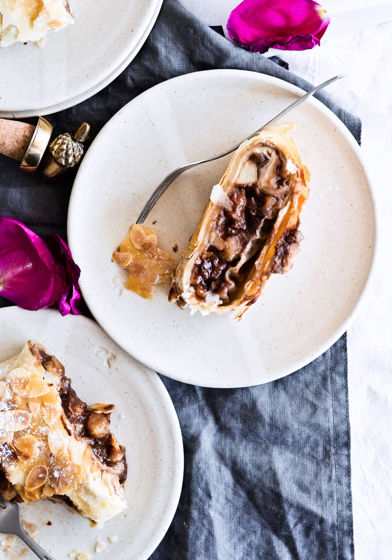 Easy chocolate pear strudel with cinnamon and almond flavor makes the perfect holiday dessert! Great warm or cold, made easily with phyllo pastry. Quick dessert! 