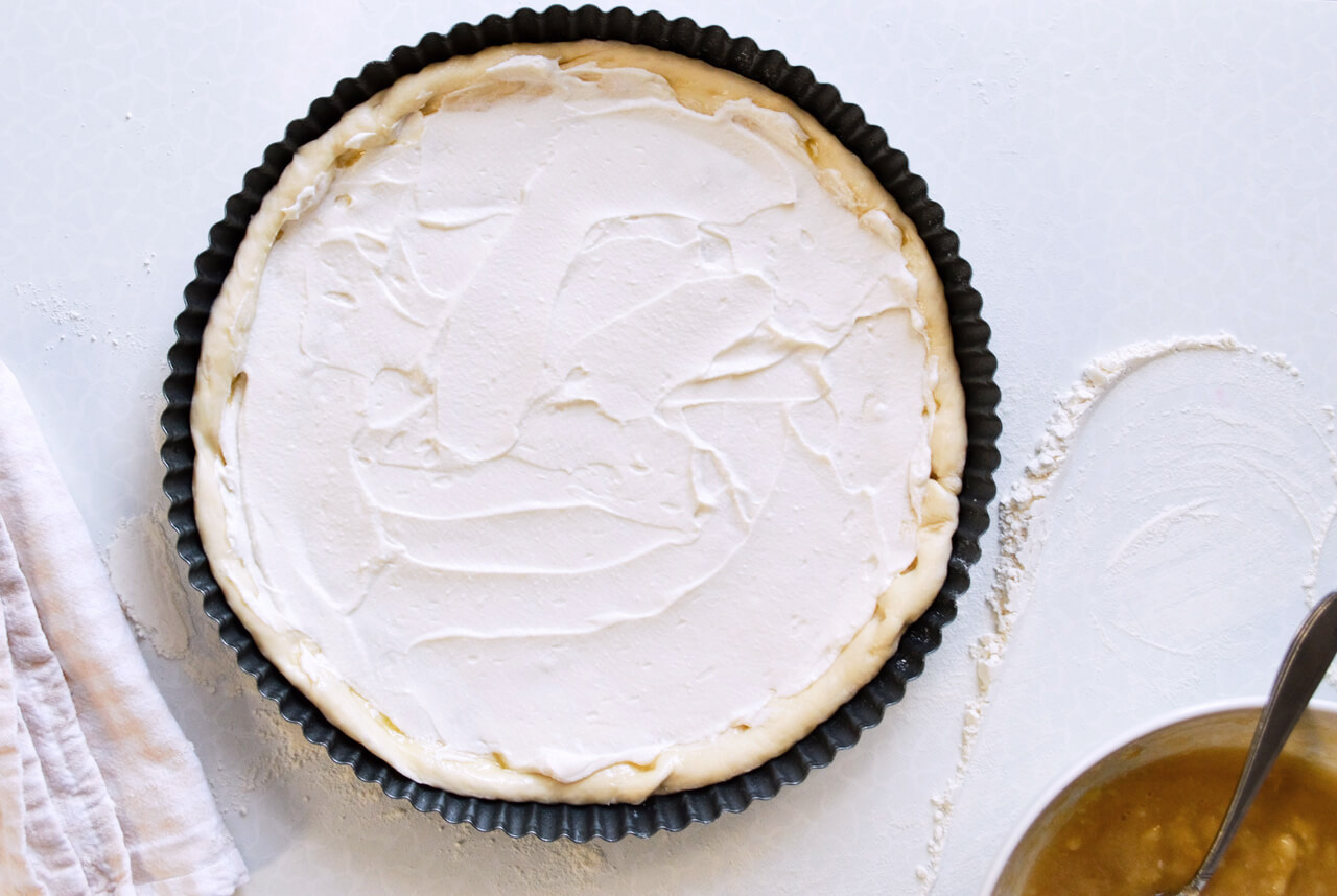 Skip cheesy pizza and make this dessert maple banana pizza with ricotta instead! Always hits the spot. 