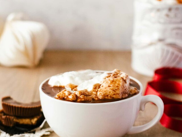 peanut butter cup hot chocolate