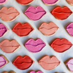 lip shaped sugar cookies