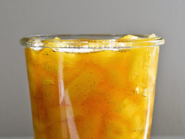 Vanilla pineapple preserves