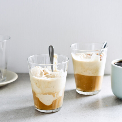 No churn coffee ice cream affogato recipe and Gilmore Girls recap, season 1