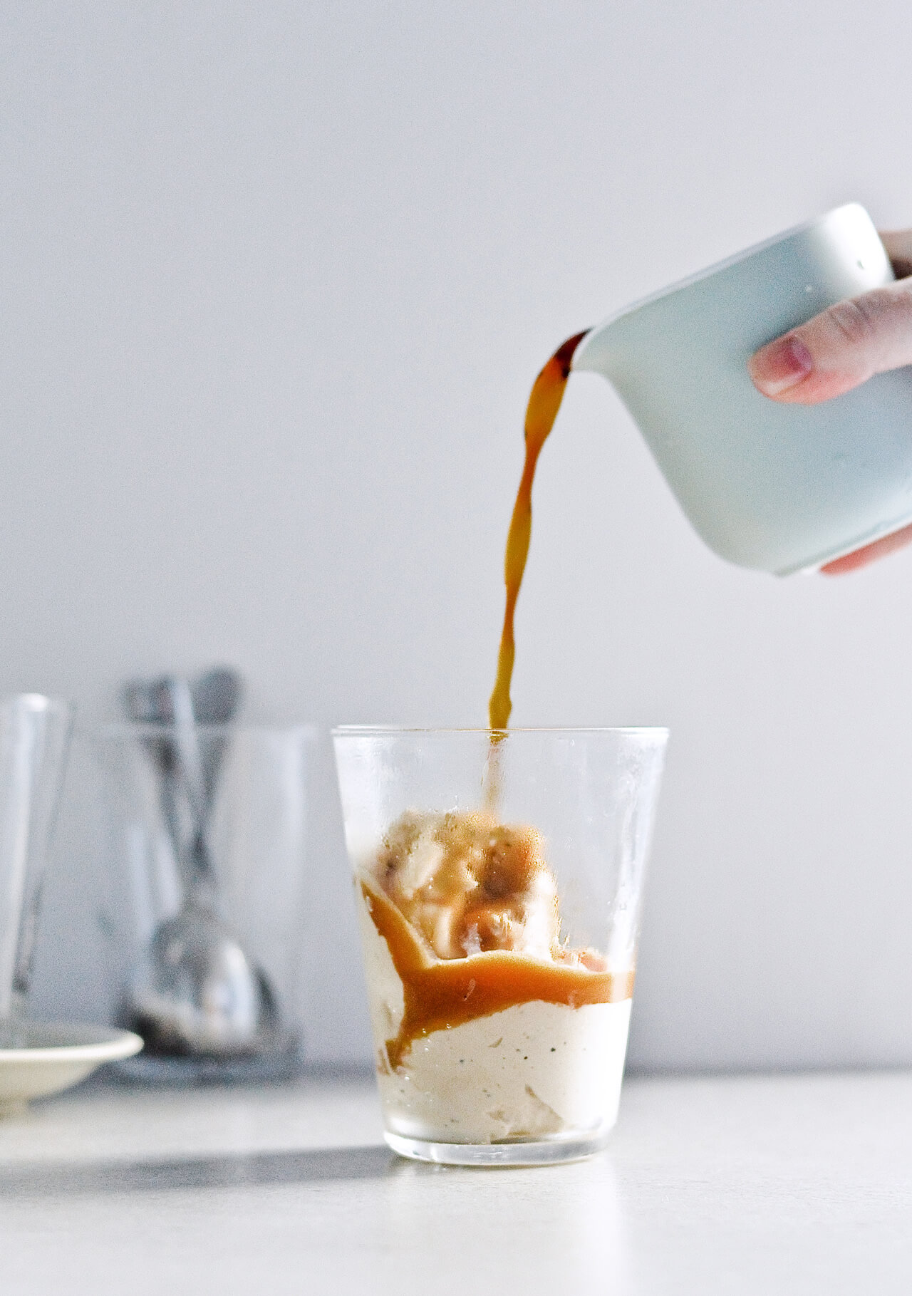 No-churn coffee ice cream affogato recipe and Gilmore Girls recap, season 1 
