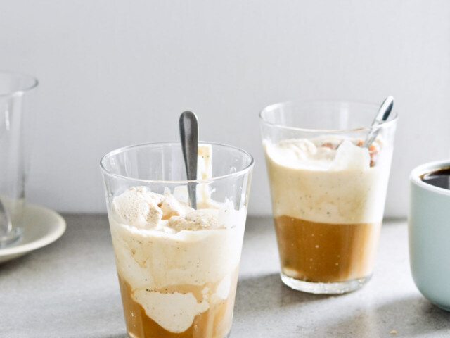 No churn coffee ice cream affogato recipe and Gilmore Girls recap, season 1