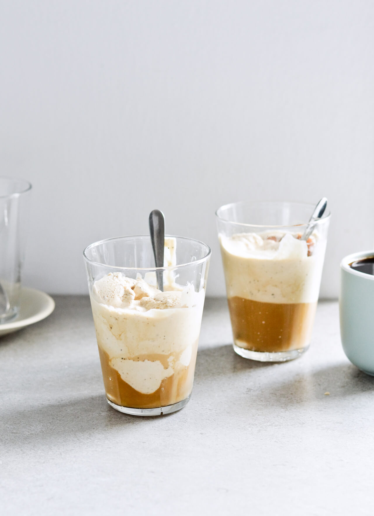 No-churn coffee ice cream affogato recipe and Gilmore Girls recap, season 1