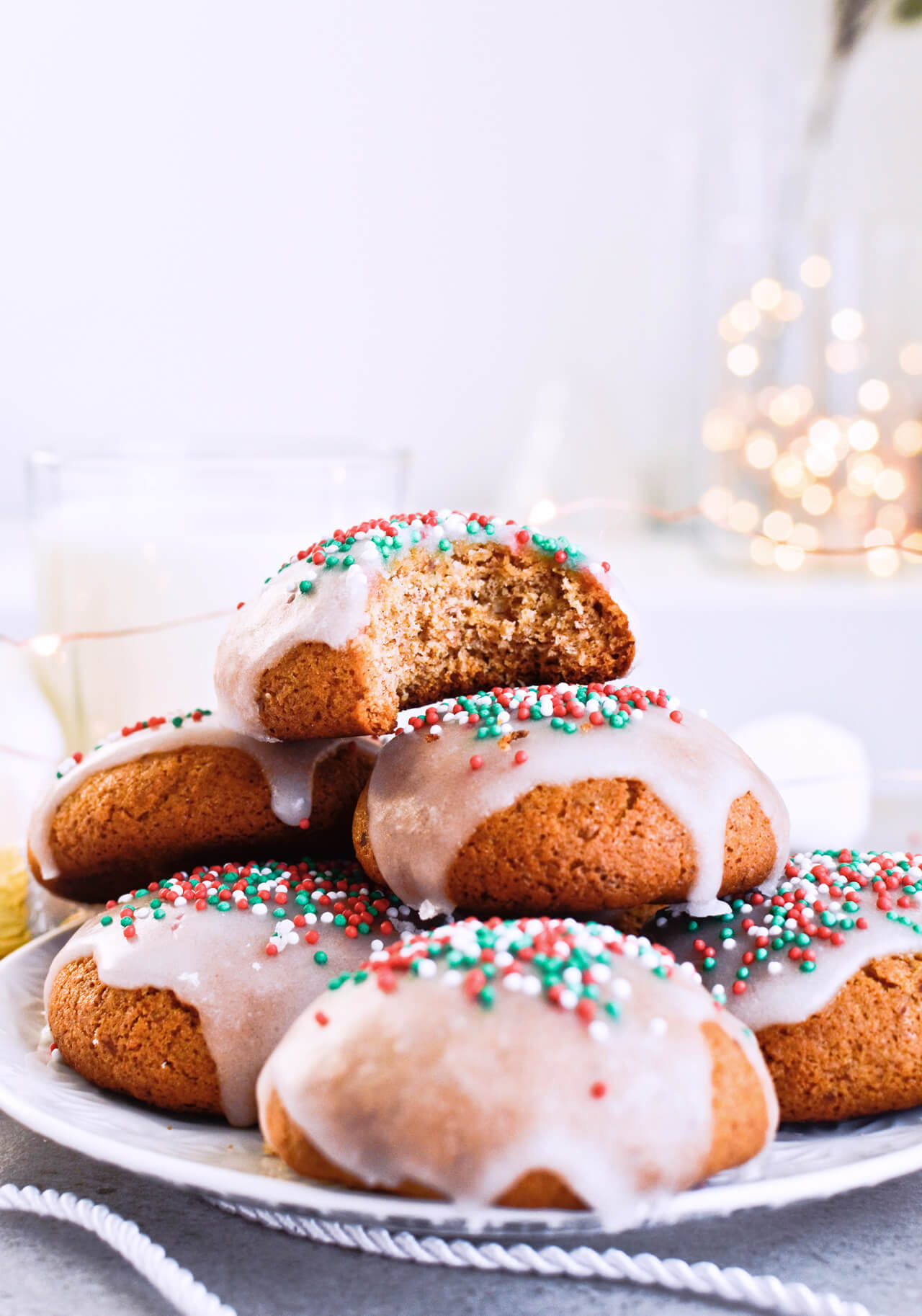 Sugar glazed lebkuchen (German Christmas cookies)