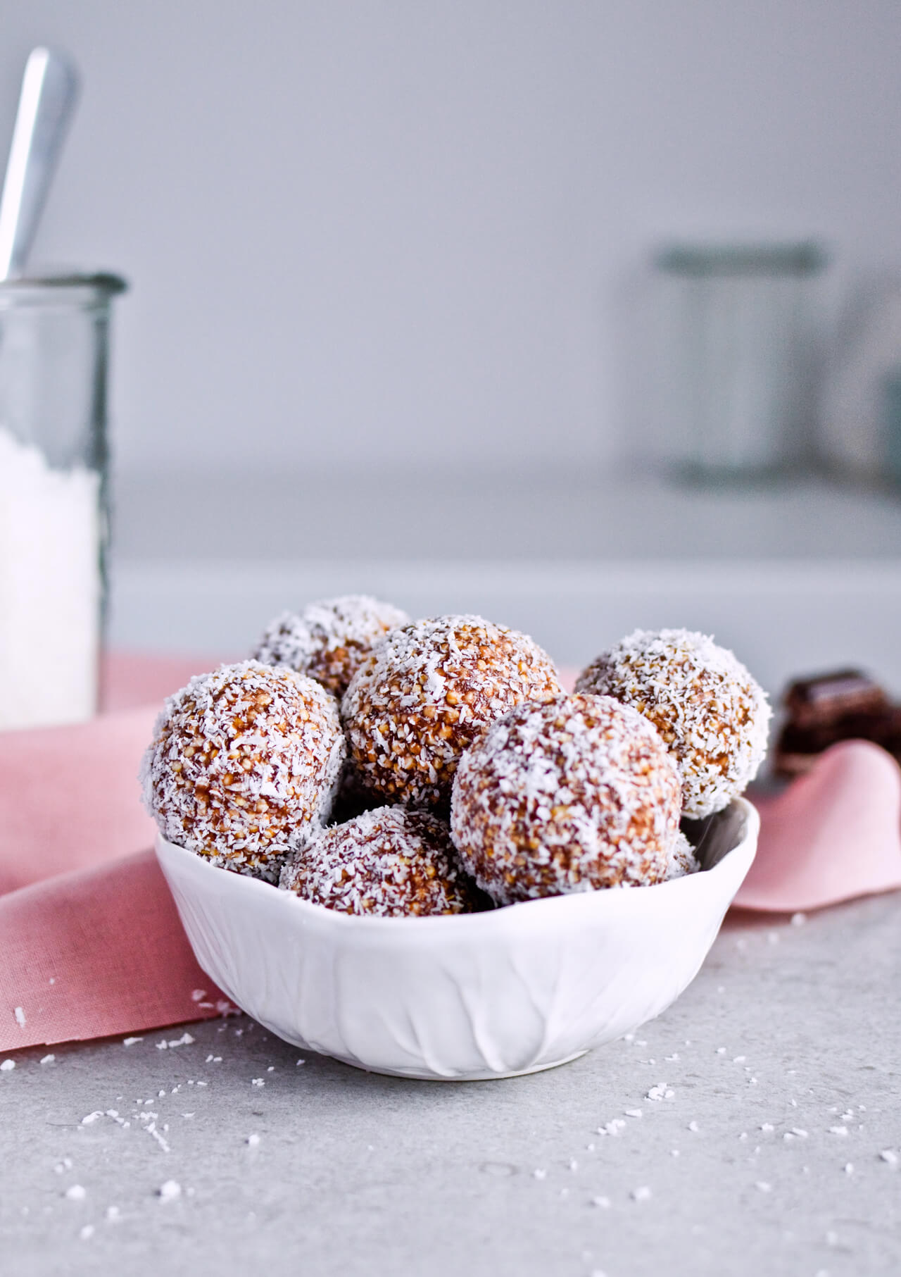 Recipe for Puffed quinoa date energy balls, packed with all the good stuff! Great healthy snack. | sugarsalted.com