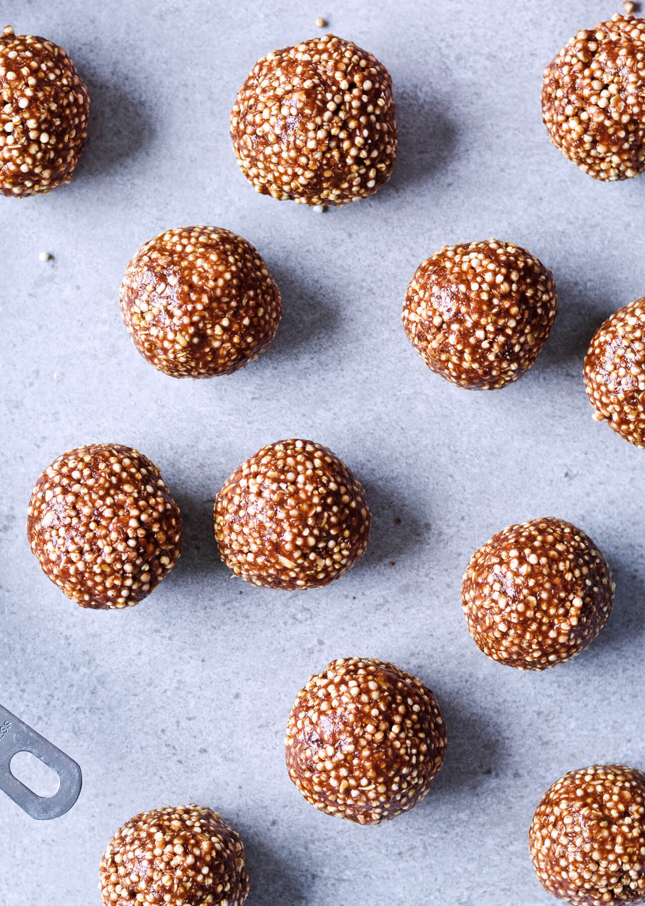 Recipe for Puffed quinoa date energy balls, packed with all the good stuff! Great healthy snack. | sugarsalted.com