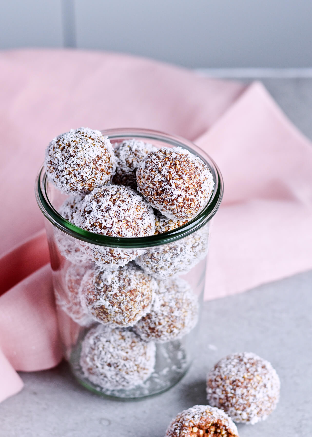 Recipe for Puffed quinoa date energy balls, packed with all the good stuff! Great healthy snack. | sugarsalted.com
