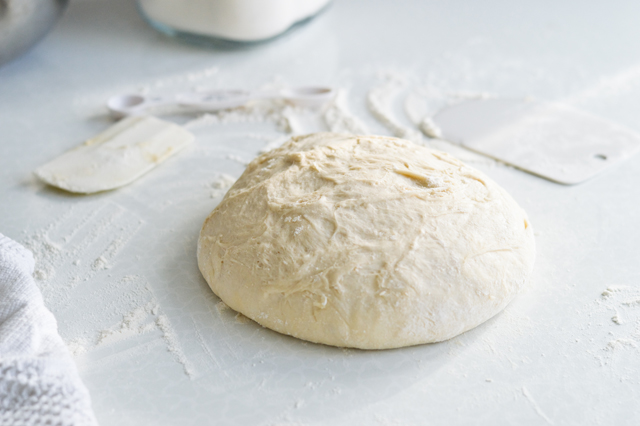 raw pizza dough