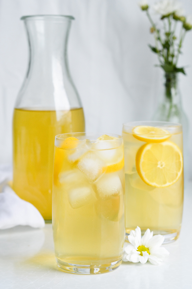 apricot chamomile iced tea with honey and lemon