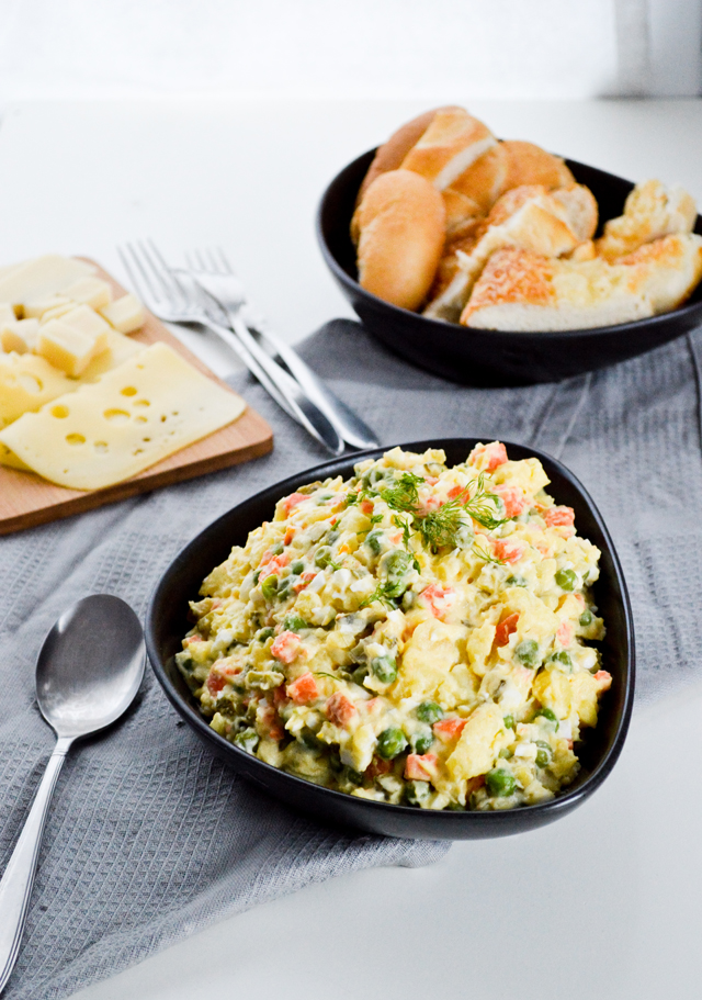 potato salad with peas and carrots