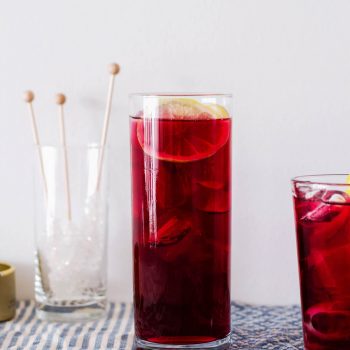 DIY summer tea blend for hot or iced tea! Perfect easy summer drink where YOU get to control all the ingredients and really make it taste exactly how you want to.
