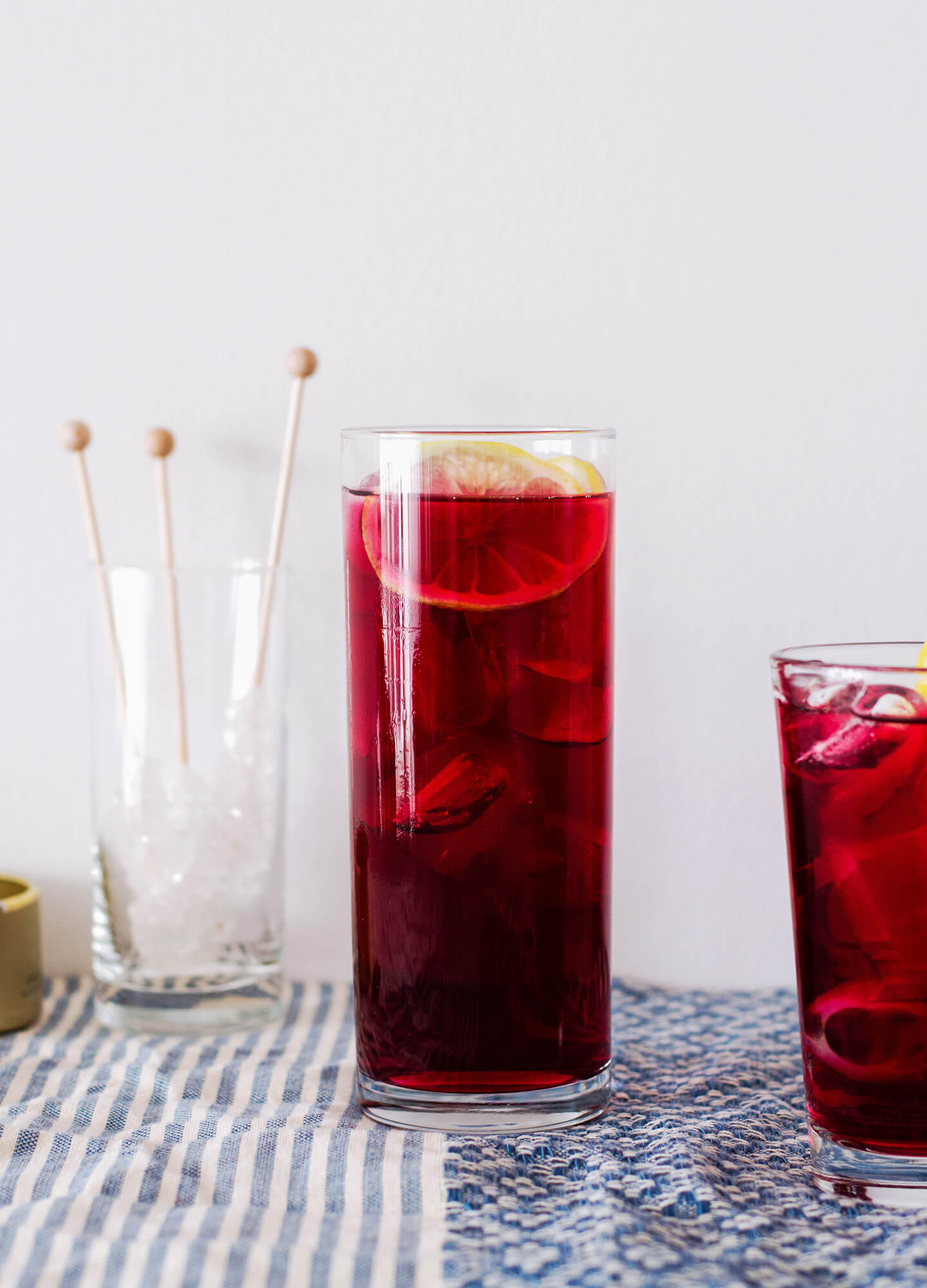 DIY summer tea blend for hot or iced tea! Perfect easy summer drink where YOU get to control all the ingredients and really make it taste exactly how you want to.