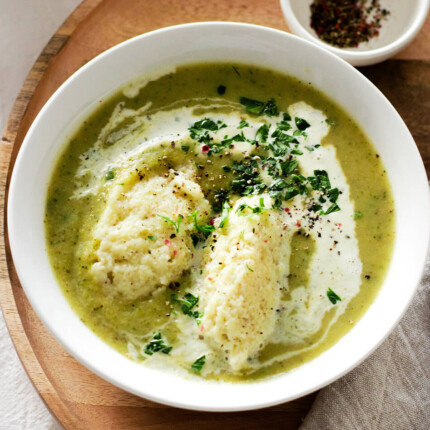 vegan creamy broccoli soup