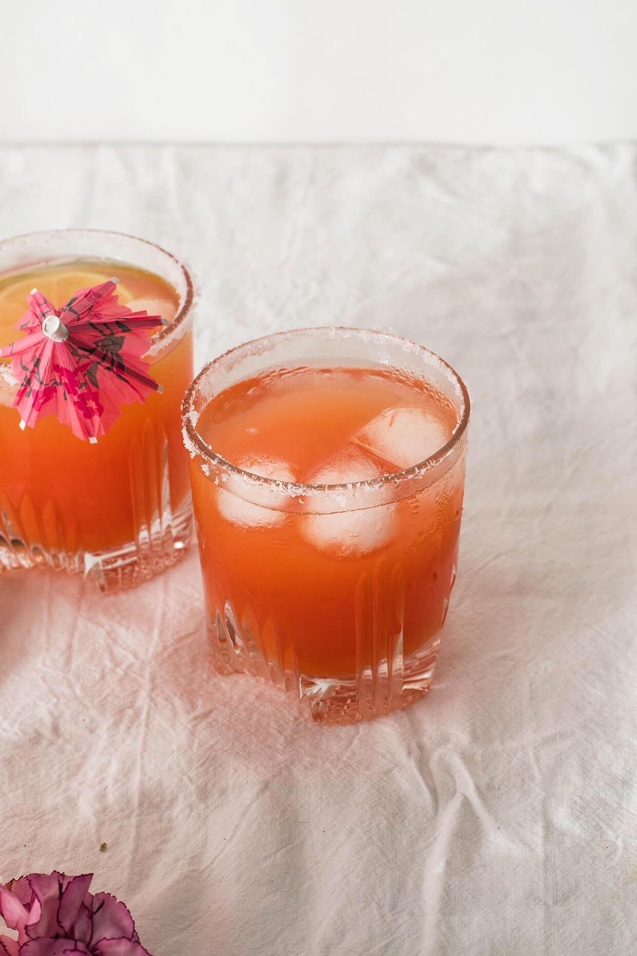 learn how to make golden blood orange margaritas with reposado tequila but no triple sec! smooth and sweet, they're insanely drinkable and pretty!