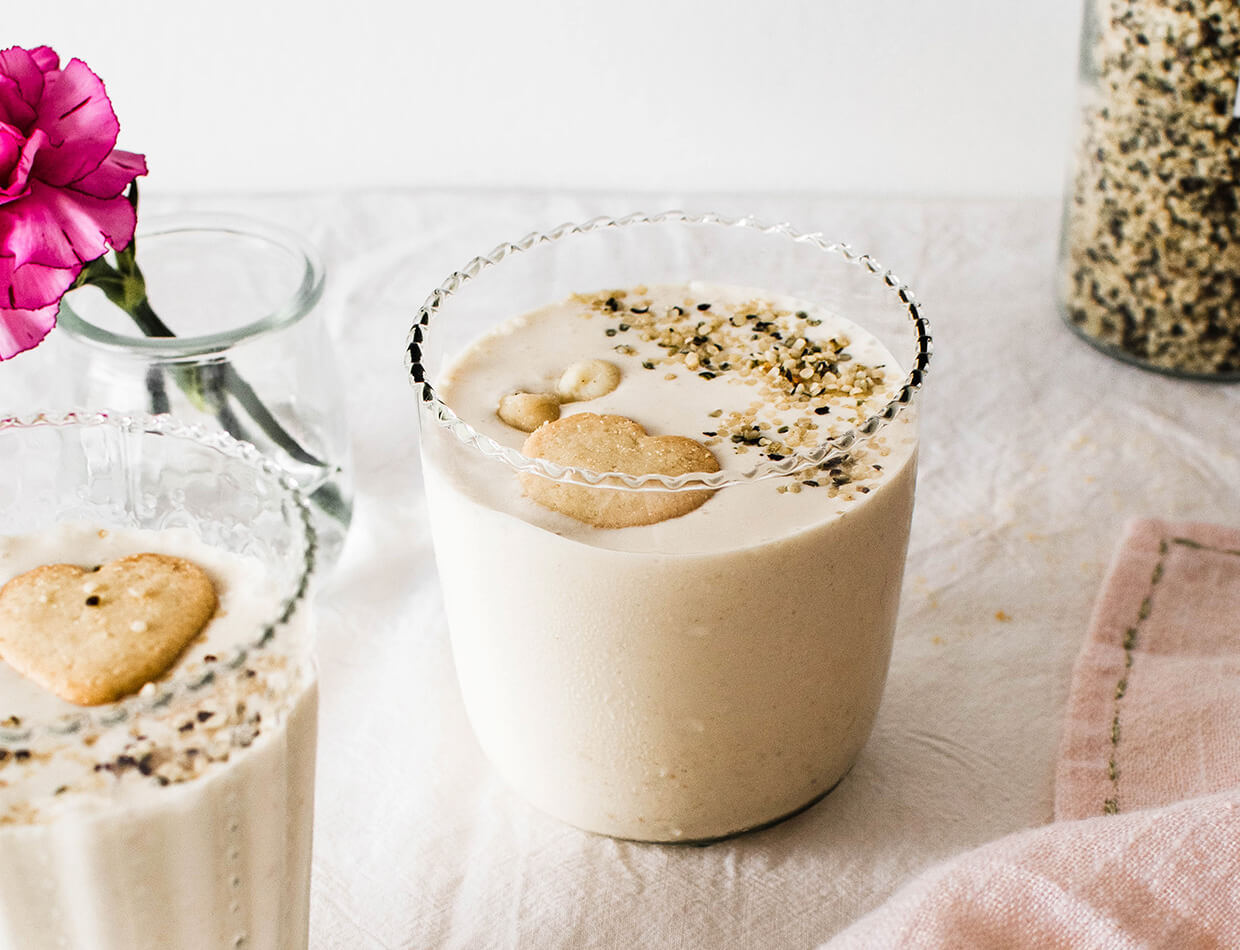 Healthy yogurt banana cream smoothie