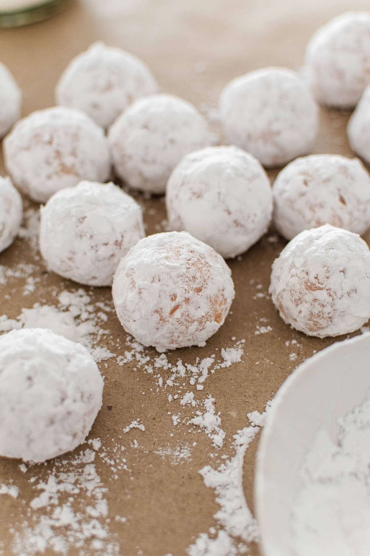 rolled cookie dough balls - crinkle cookies