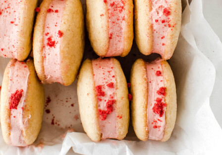 lemon strawberry cheesecake sandwich cookies