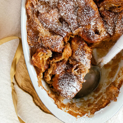 caramel croissant pudding