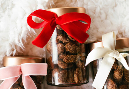 cinnamon roasted almonds