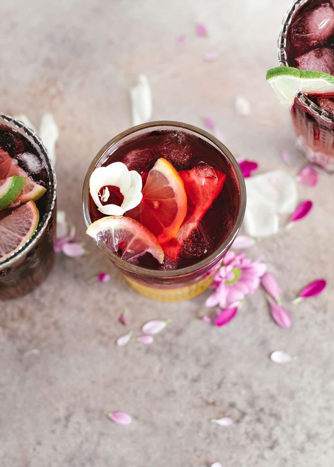 Red wine spritzer 3 ways