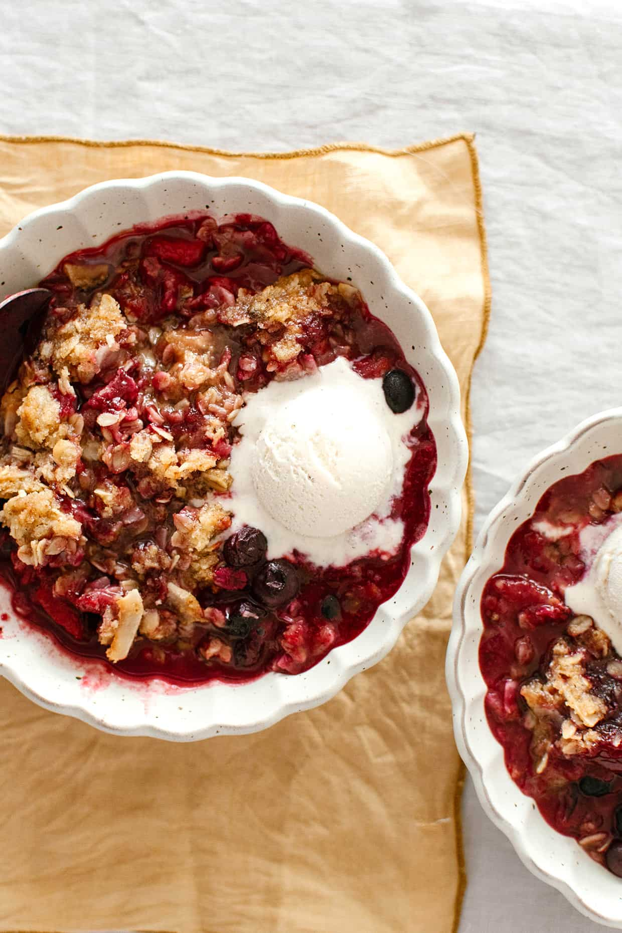 plum blueberry coconut crisp