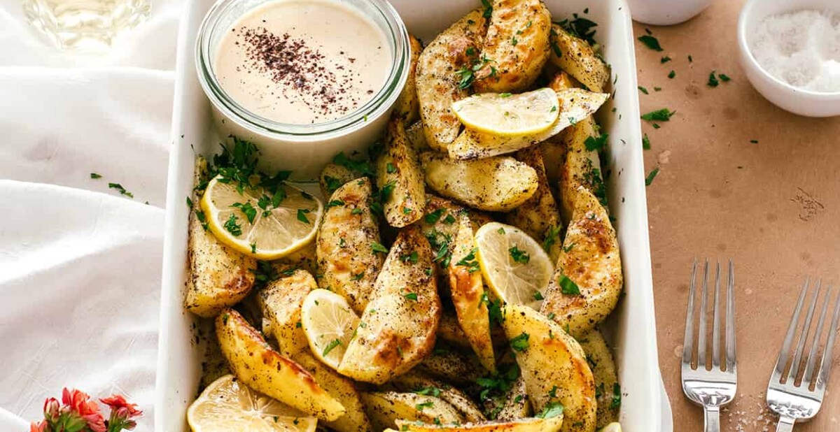 sumac roasted potatoes with tahini dipping sauce