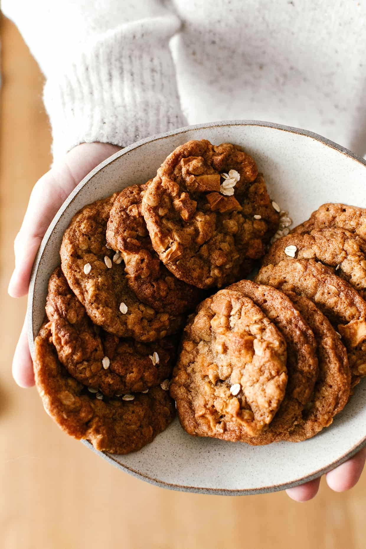 soft apple oatmeal cookies