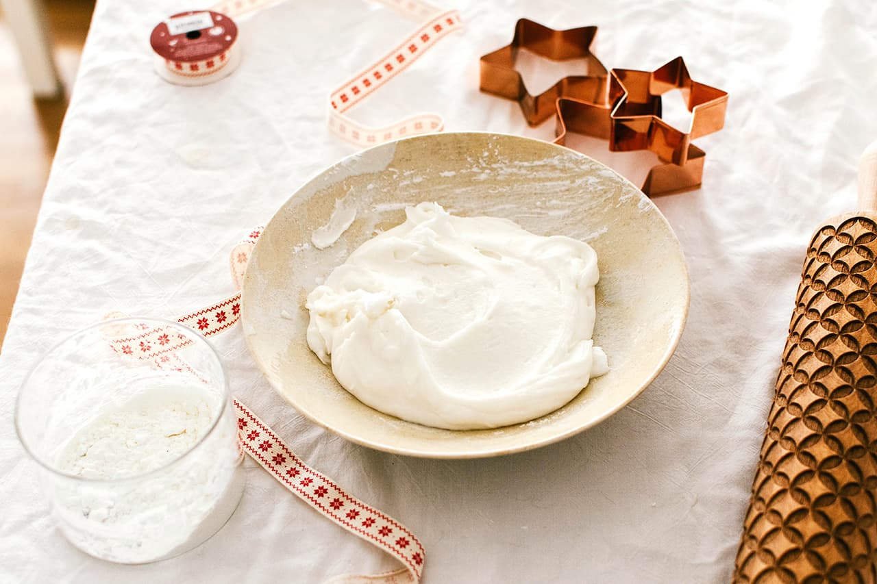 dough made of cornstarch and baking soda in a shallow bowl
