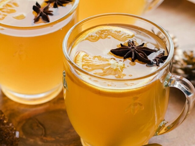 mulled white wine