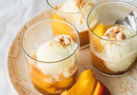 white wine peaches with ice cream