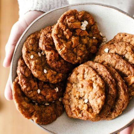 Soft apple oatmeal cookies