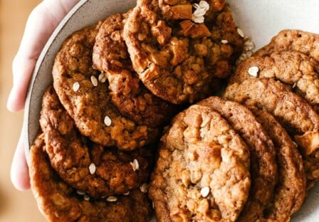 Soft apple oatmeal cookies
