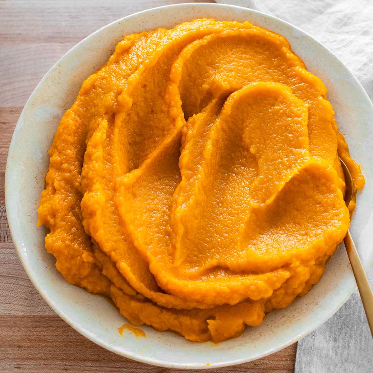 homemade pumpkin puree