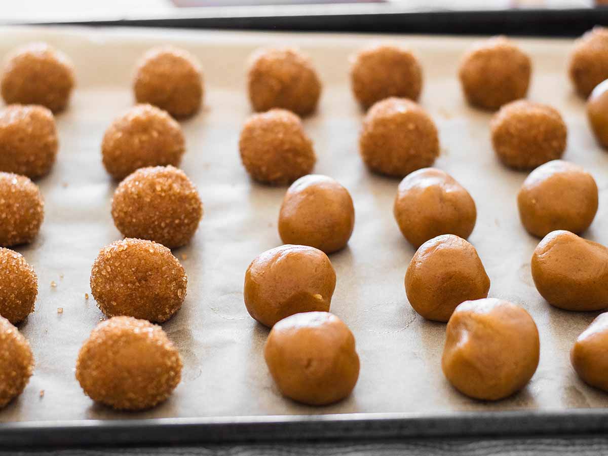 rolled out peanut butter cookie balls