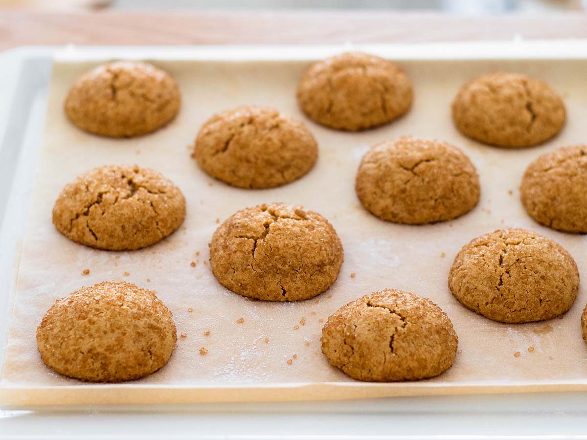 baked peanut butter cookies