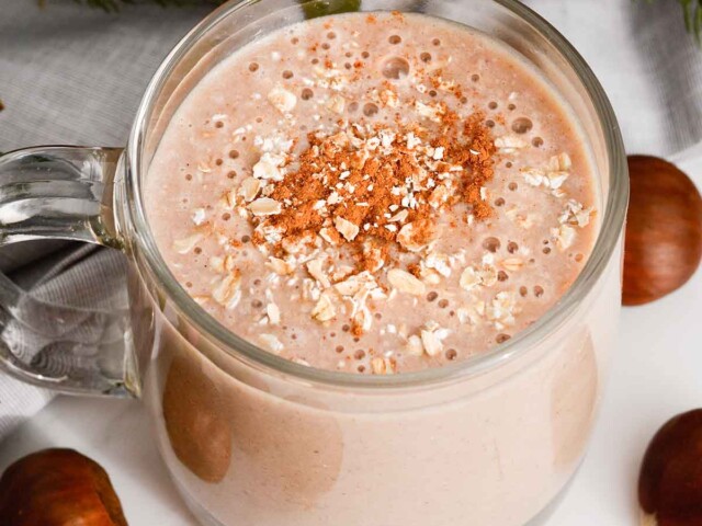 chestnut oat smoothie with cinnamon