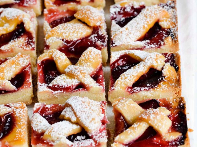 plum pie bites cookies
