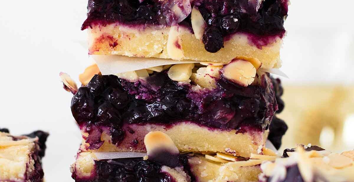 blueberry pie cookie bars