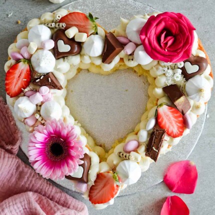 cream cheese naked heart cake